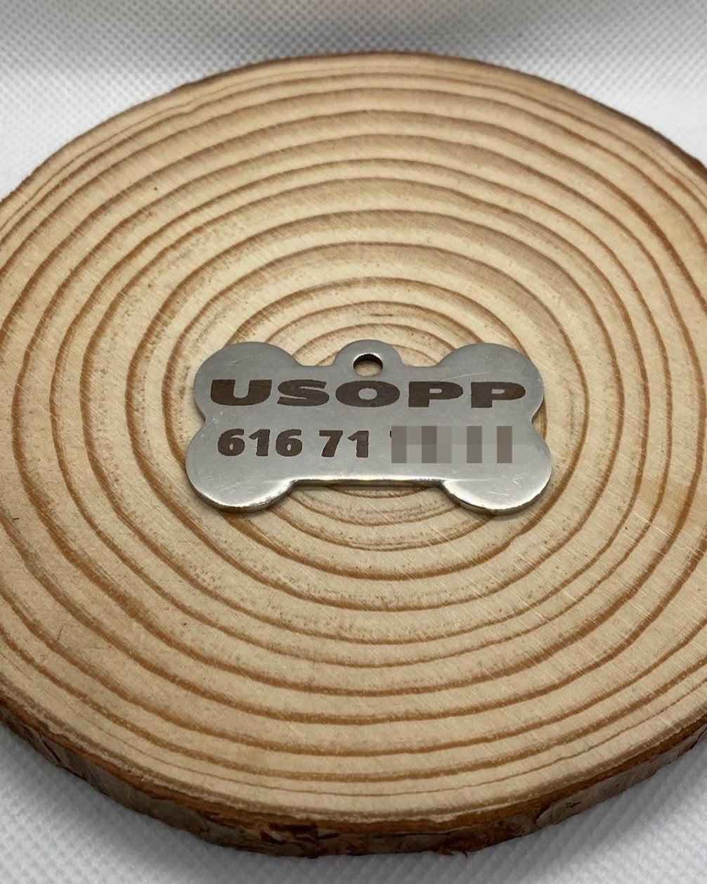 Pet ID Pro: Placa Antipérdida con Nombre y Teléfono